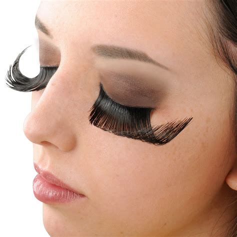 fake eyelashes halloween